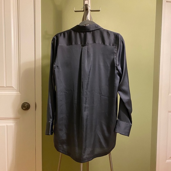 BANANA REPUBLIC Satin Long Sleeve (size S) - Picture 8 of 10